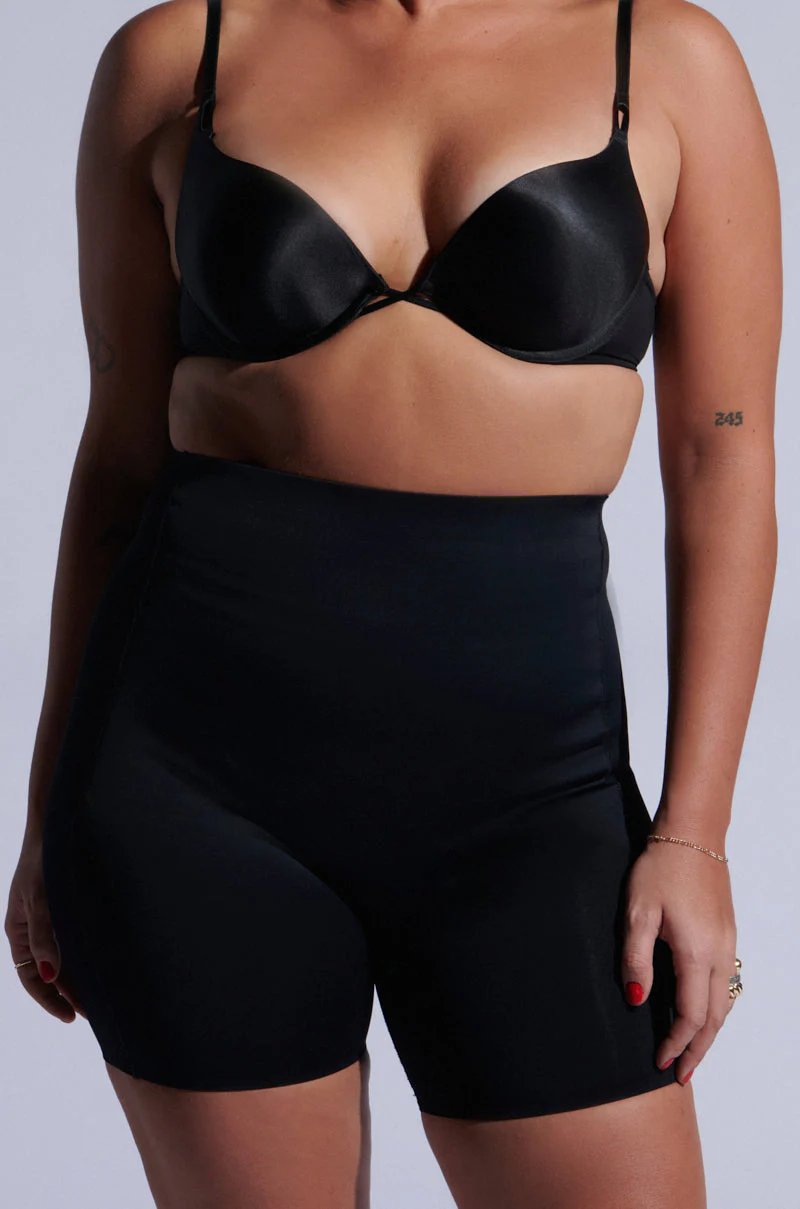 TITSY TUMMY TUCK SHORTS IN BLACK - Image 8