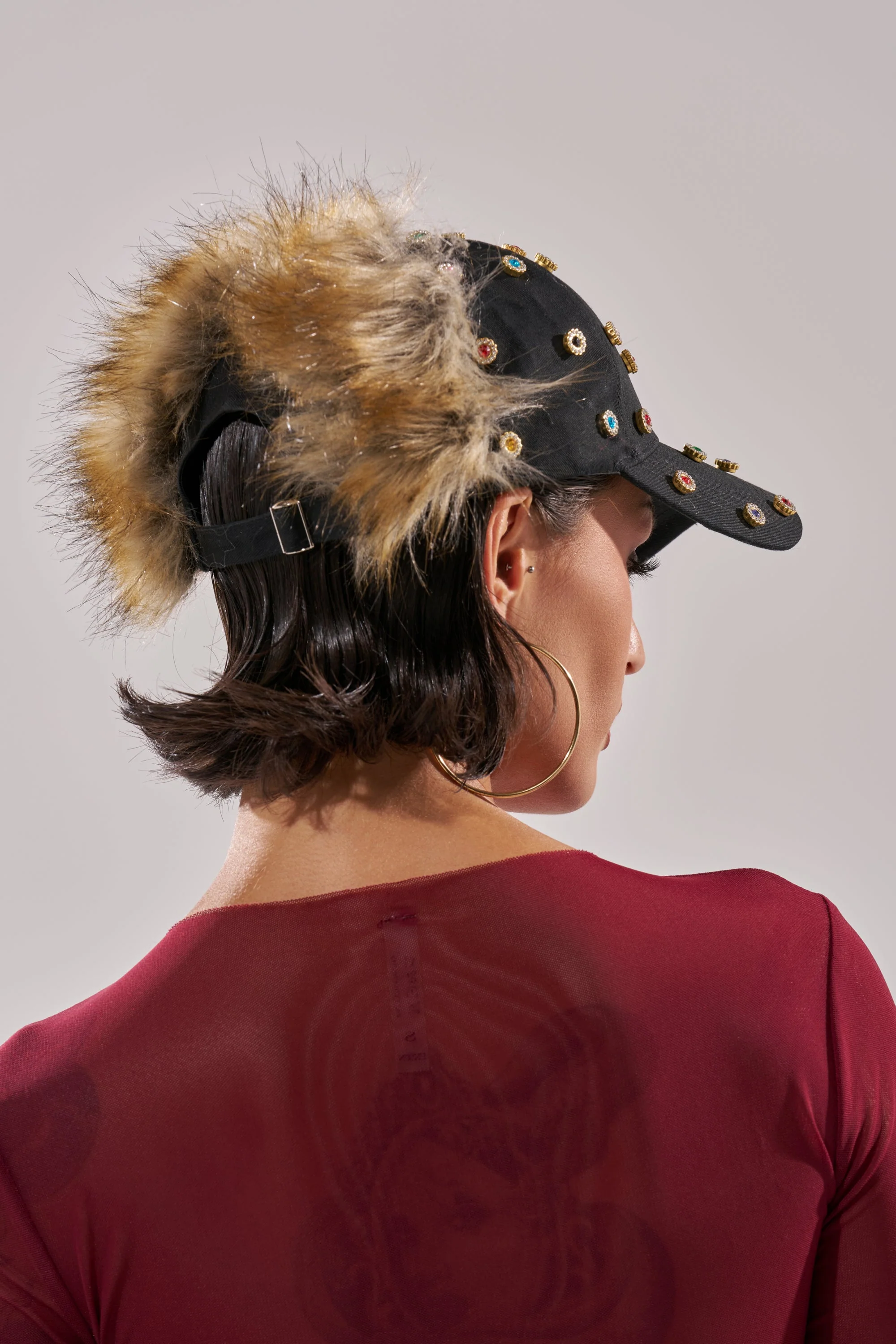 TJ FAUX FUR EMBELLISHED HAT - Image 4