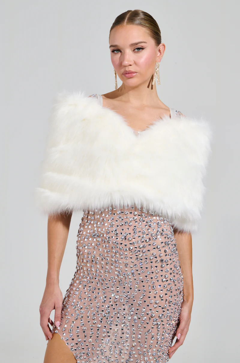 TO THE GALA FAUX FUR SHAWL - Image 3