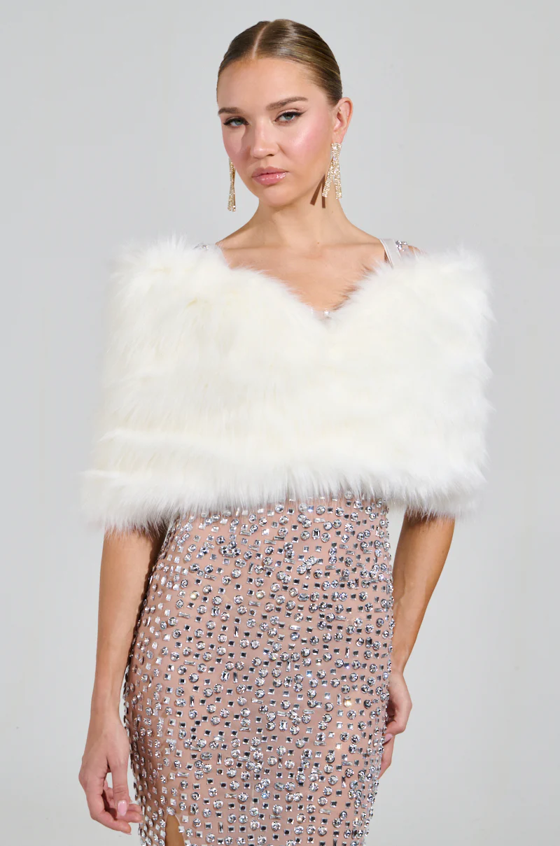TO THE GALA FAUX FUR SHAWL - Image 4