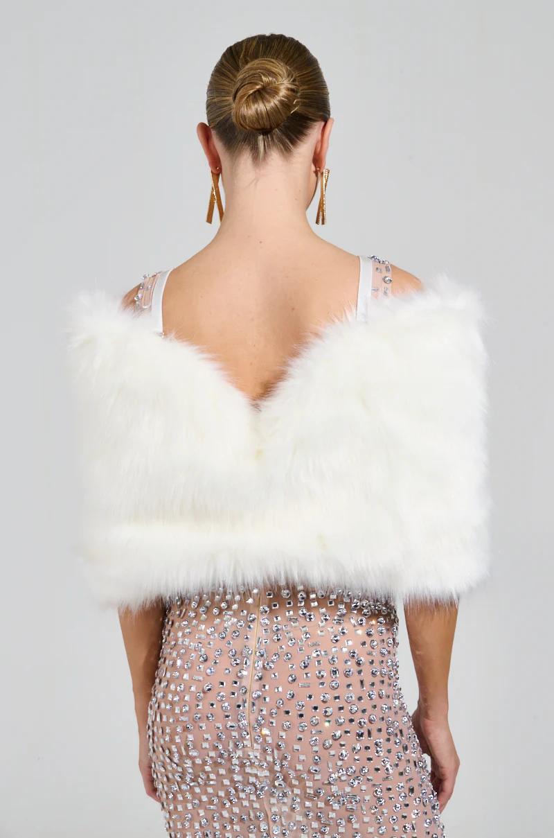 TO THE GALA FAUX FUR SHAWL - Image 6