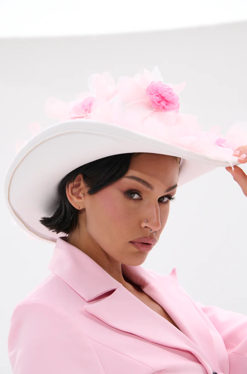 TO THE RACES FLOWER HAT