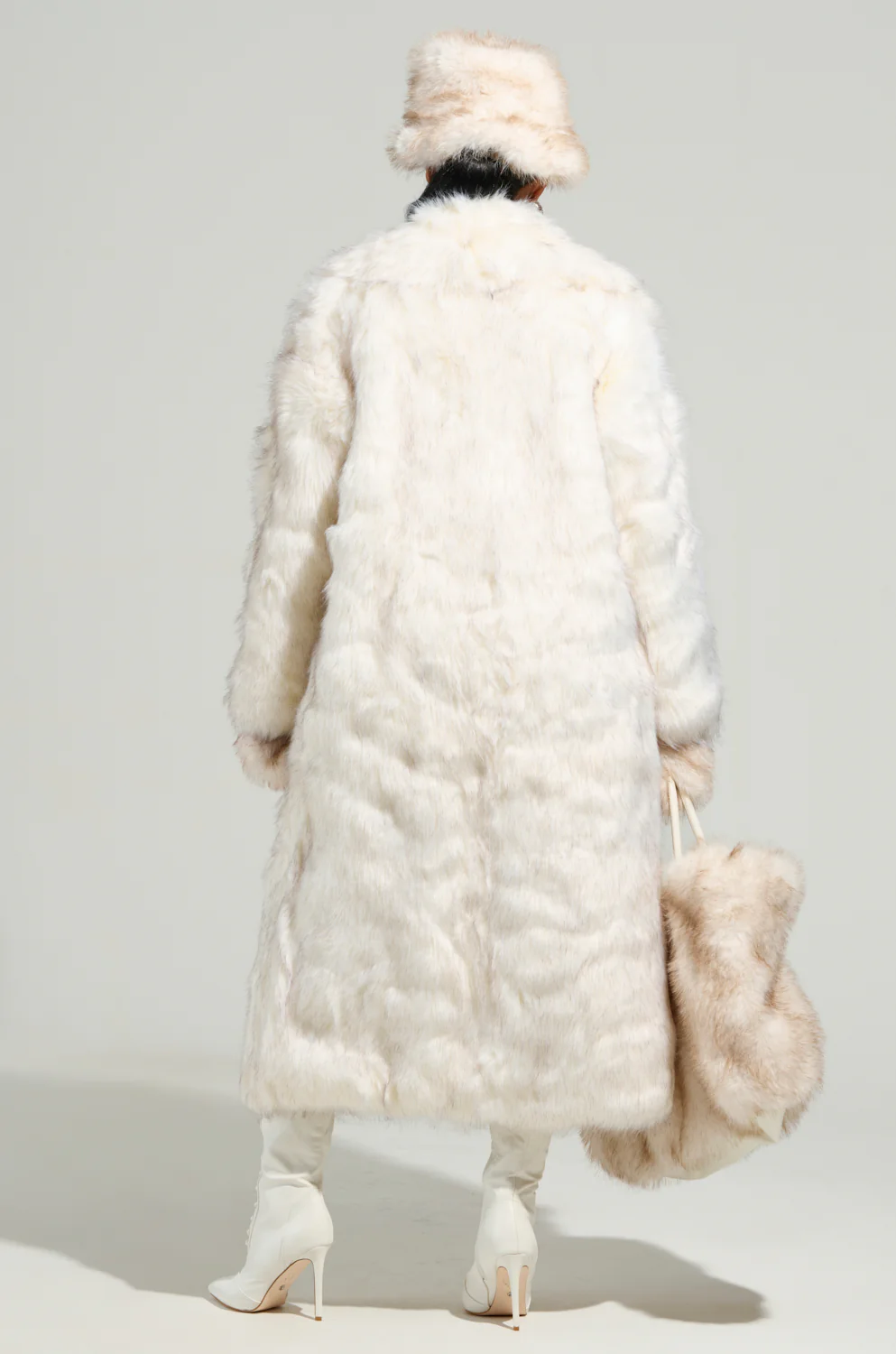 TOASTED MARSHMALLOW FUR COAT - Image 4