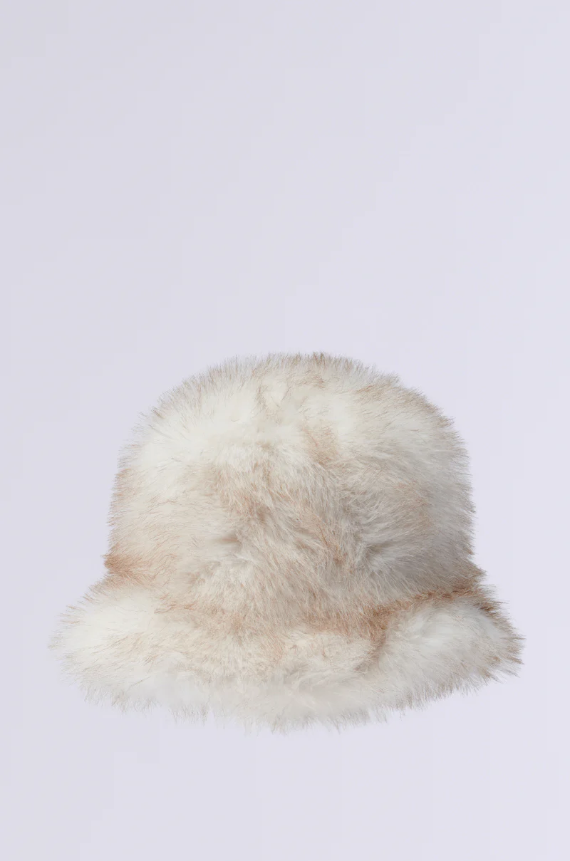 TOASTIE FAUX FUR BUCKET HAT - Image 2