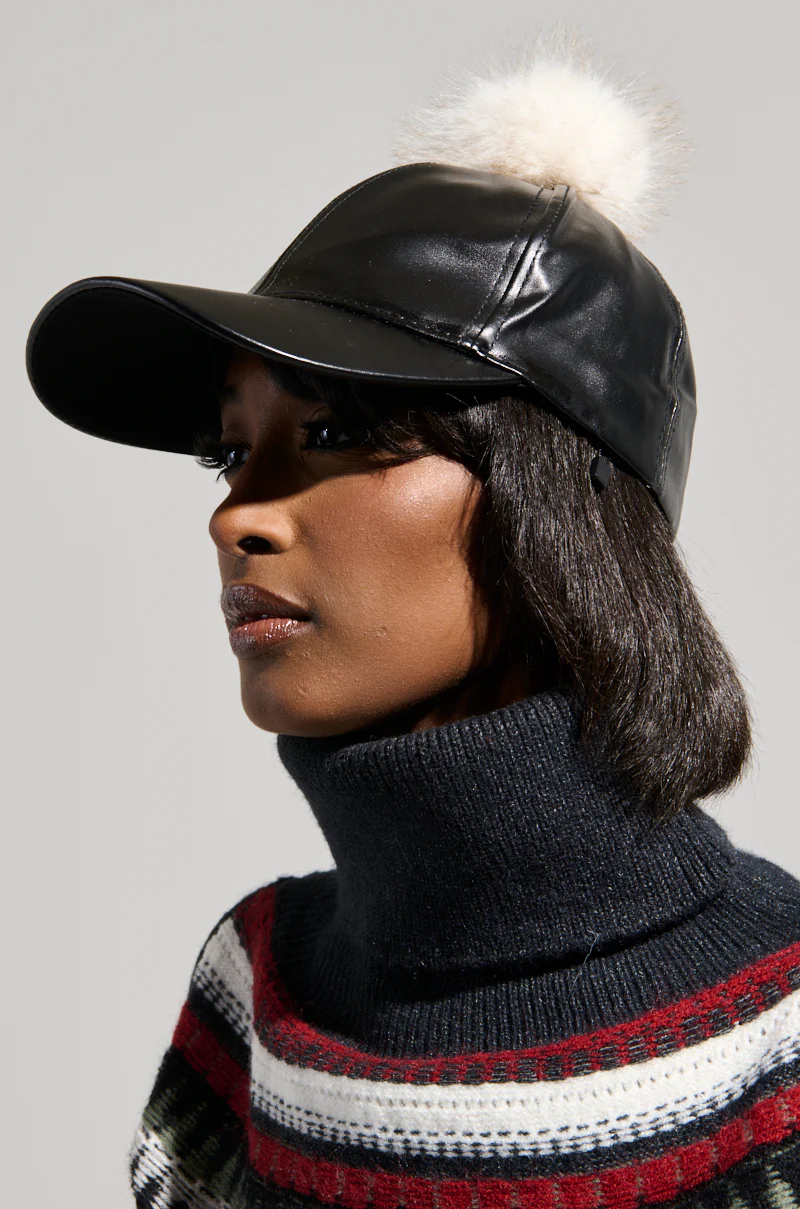 TOASTIE FAUX FUR POM HAT