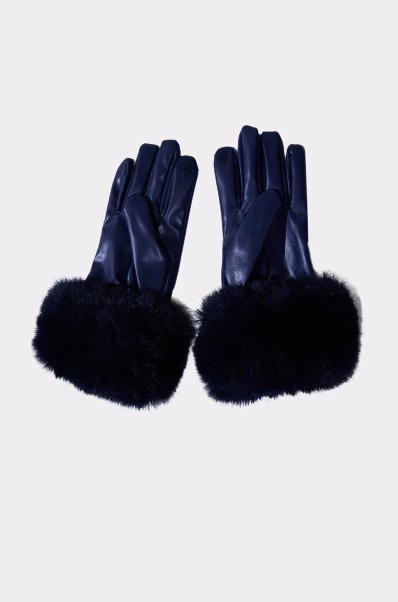 TOO CHIC FAUX FUR GLOVES - Image 7