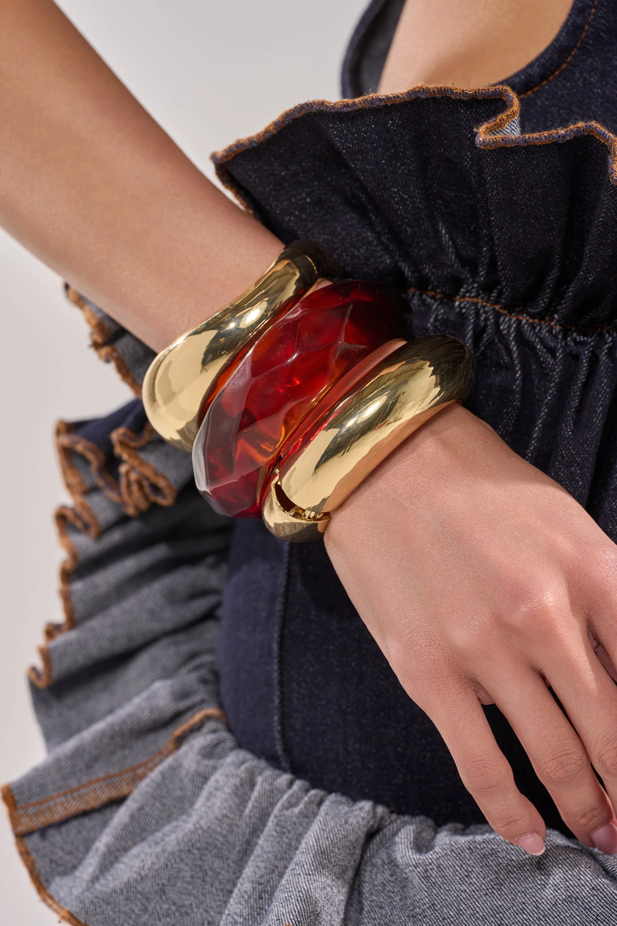TOO GOOD BRACELET SET - Image 6