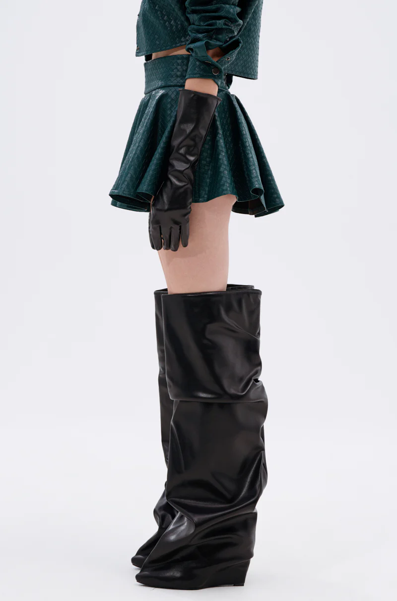 TOO GOOD FOR YOU GREEN MINI SKIRT - Image 5
