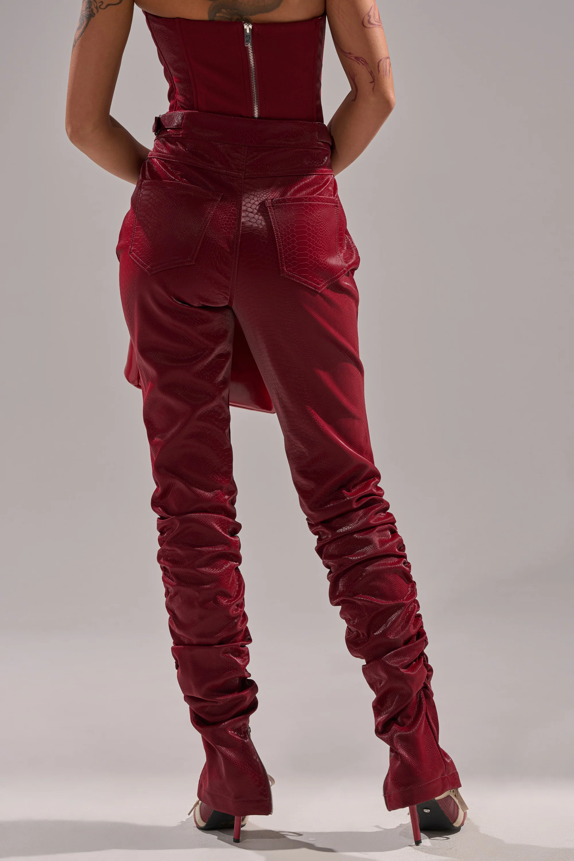 TOO HOT FOR YOU FAUX LEATHER RUCHED TROUSER - Image 5