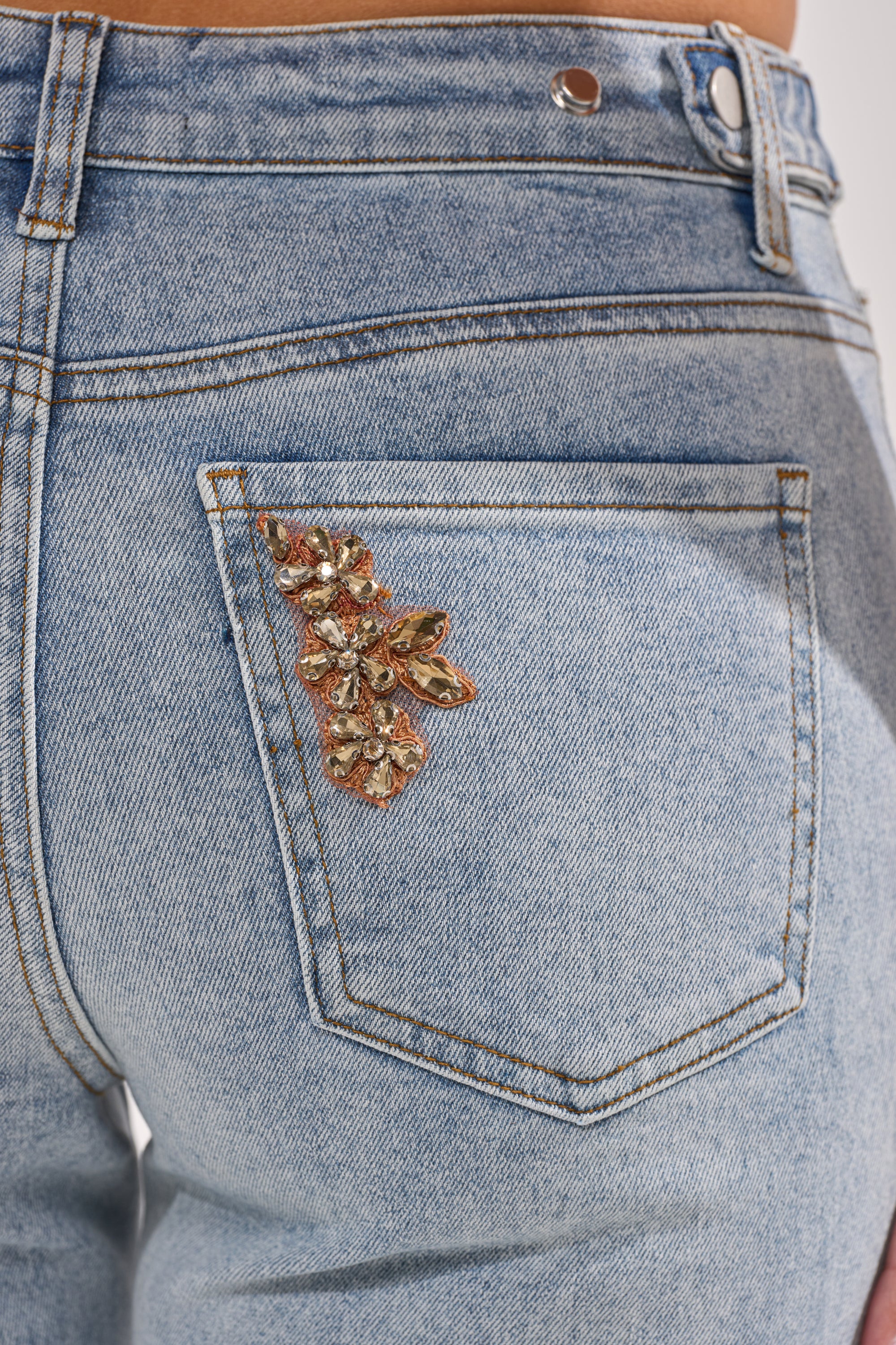 TOTALLY COOL RELAXED DENIM - Image 6