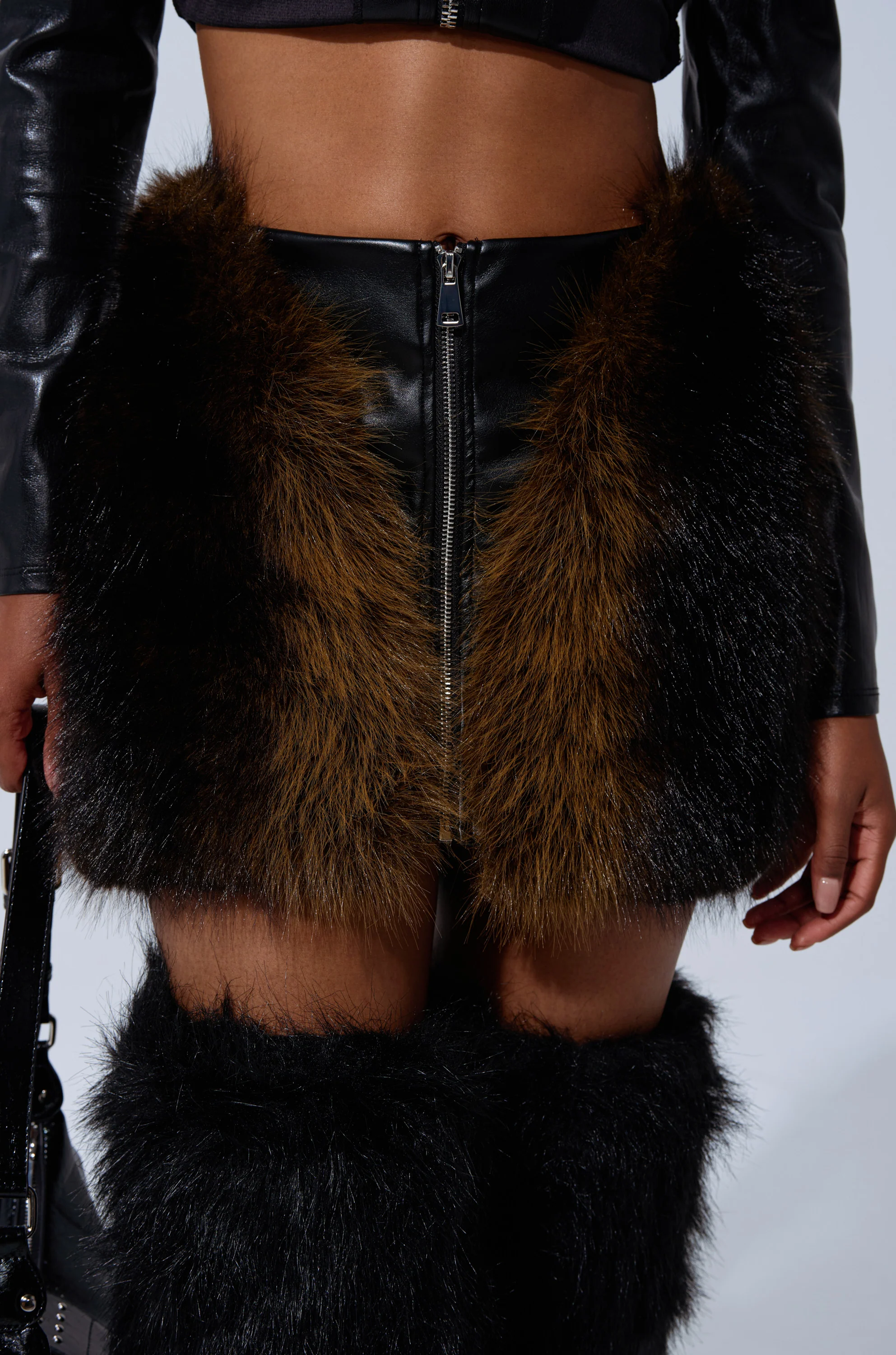 TOUCH ME IN THE MORNING FUR SKIRT - Image 2