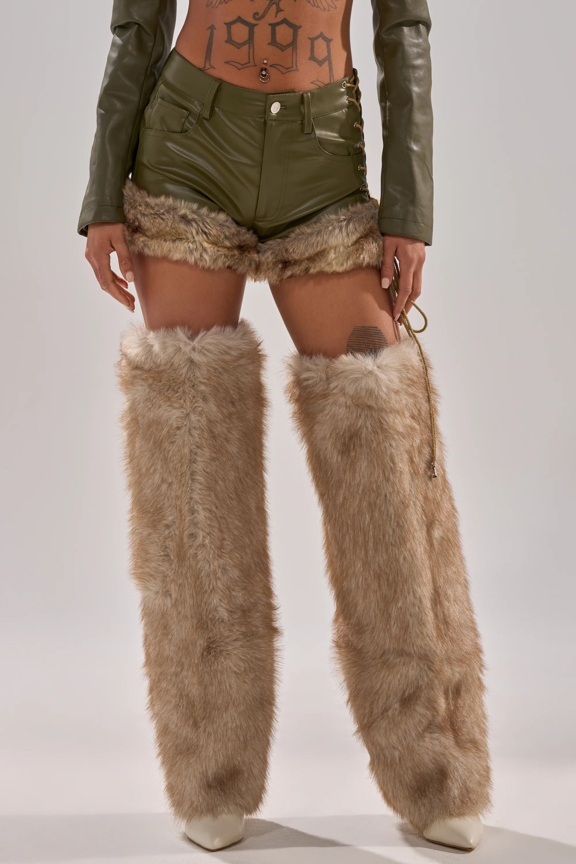 TRAMP STAMP FAUX LEATHER SHORT - Image 3