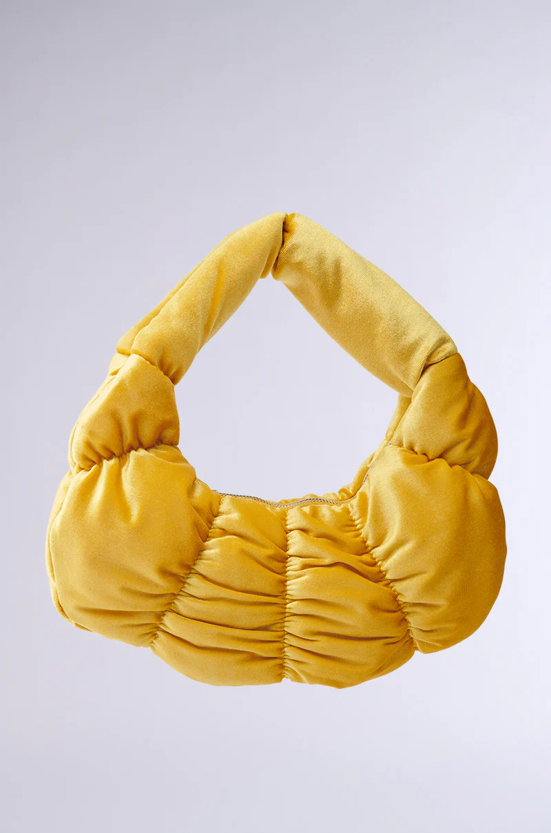 TRENDY ONE VELVET RUCHED PURSE - Image 2