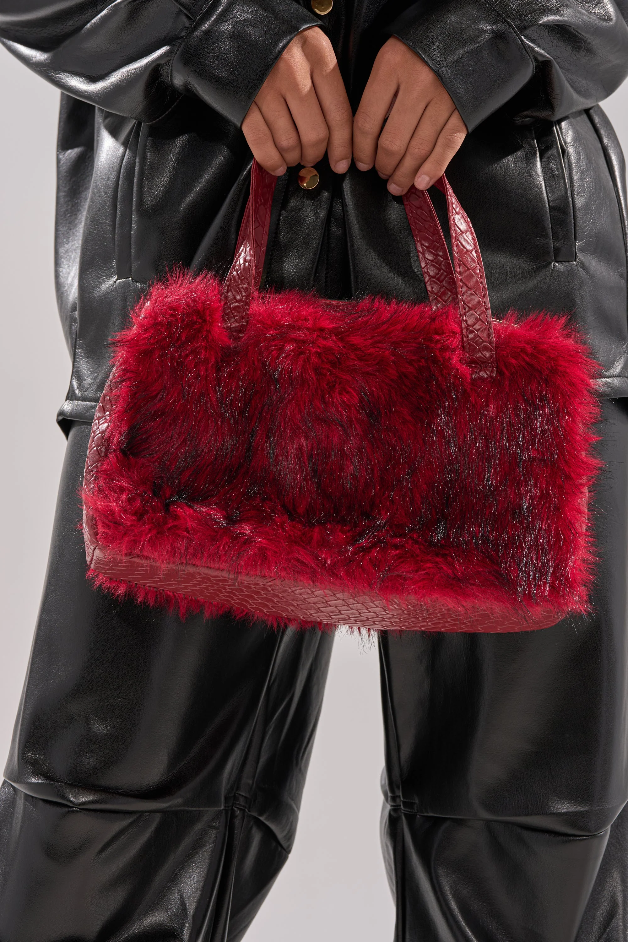 TRUDY FAUX FUR PURSE - Image 2