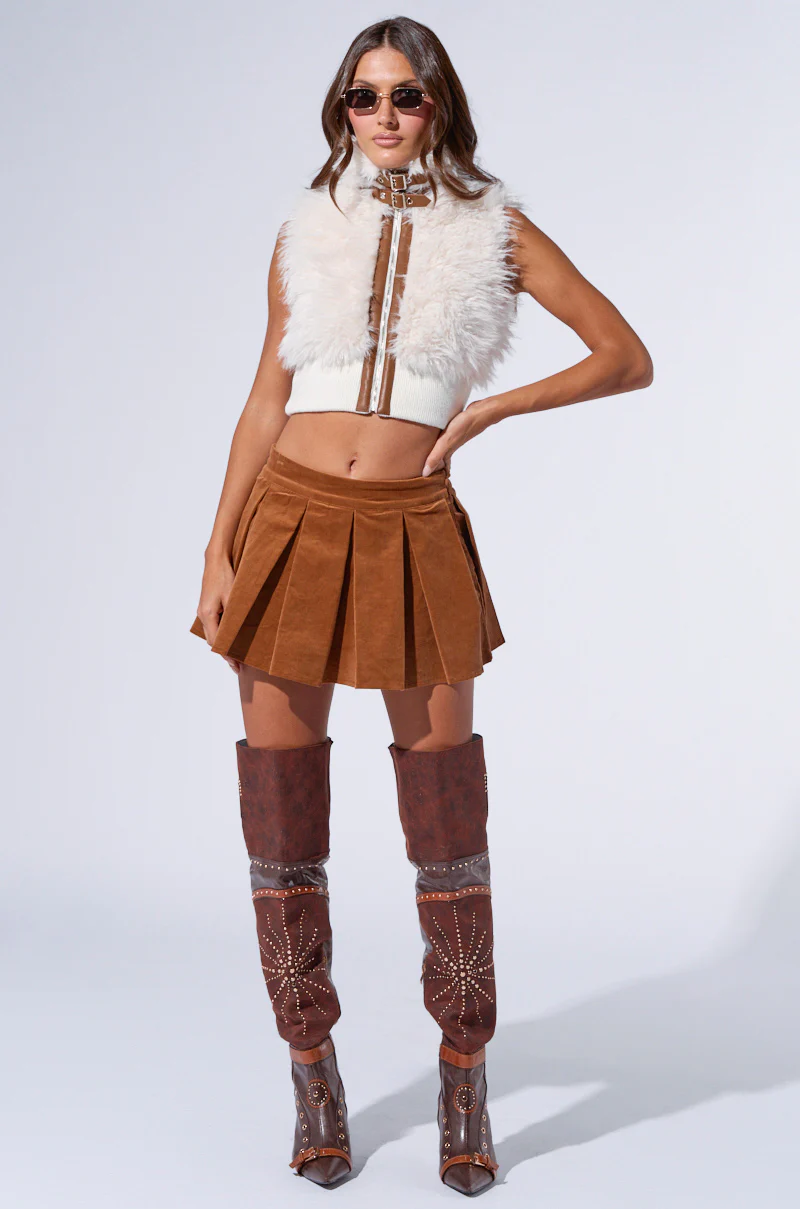 TRY TO TAME ME FUR TOP - Image 4