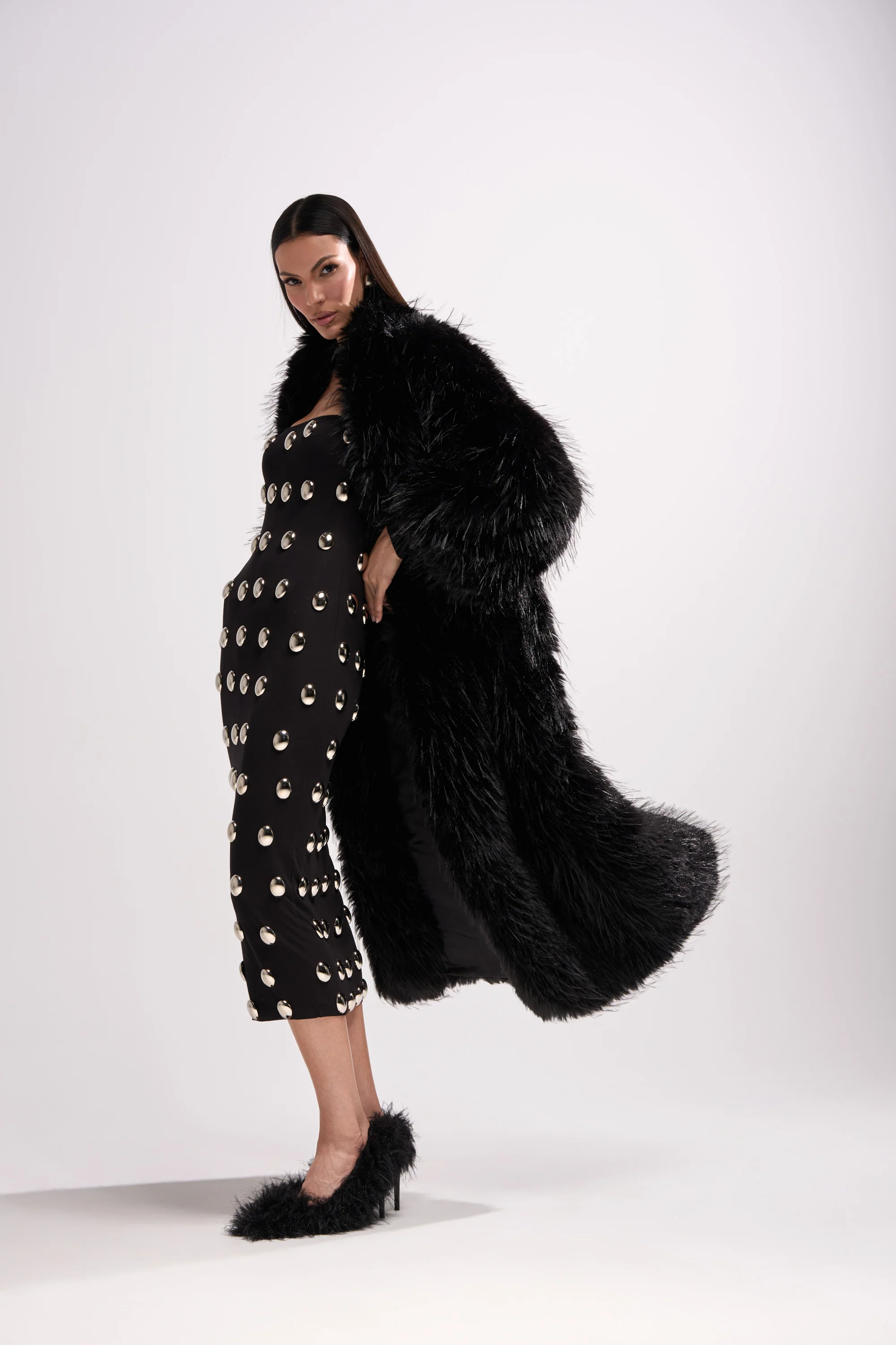 TSUNAMI FAUX FUR COAT IN BLACK - Image 4