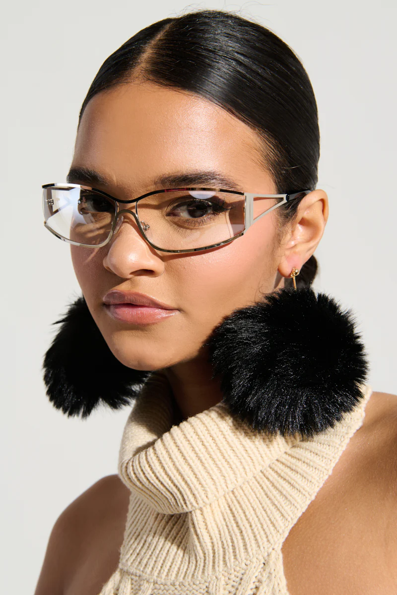 TUNDRA FAUX FUR EARRING - Image 2