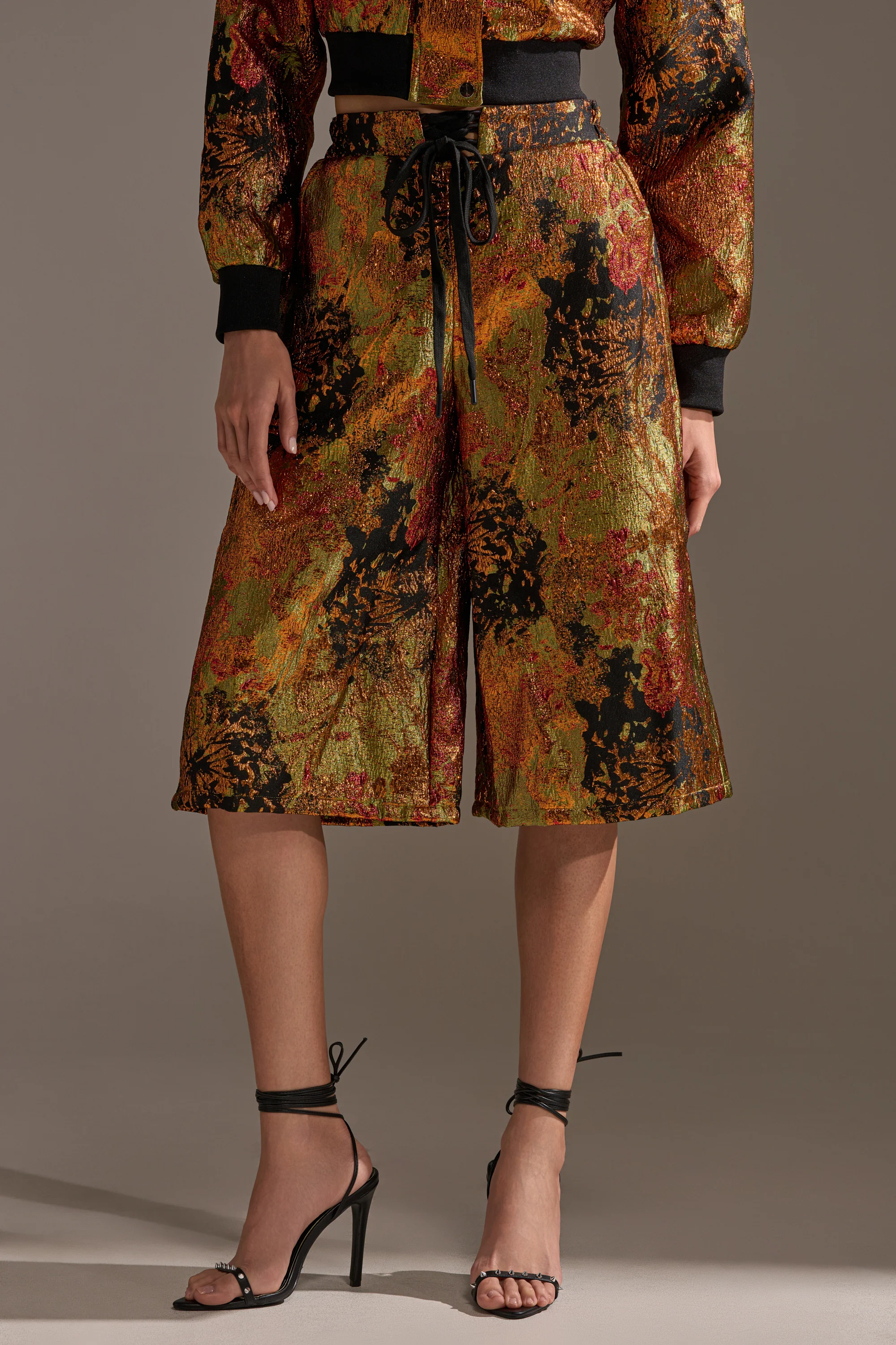 TWIN FLAME BROCADE BERMUDA SHORTS - Image 2