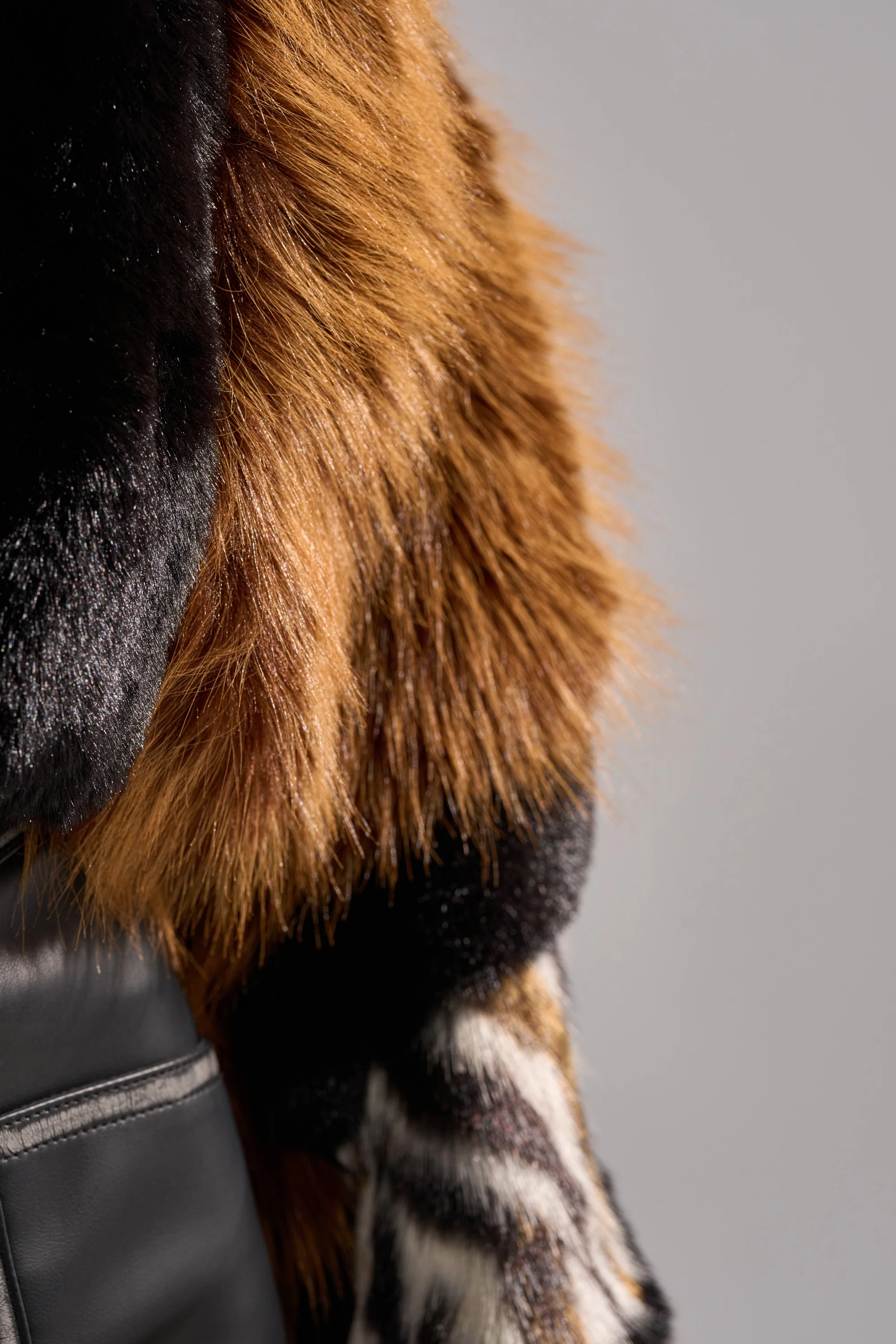 TWISTER PATCHWORK FAUX FUR - Image 9