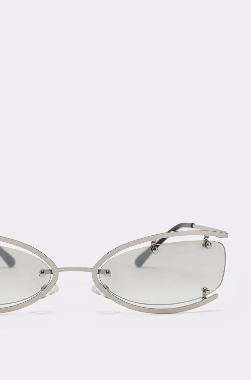 U SEE ME GLASSES - Image 7
