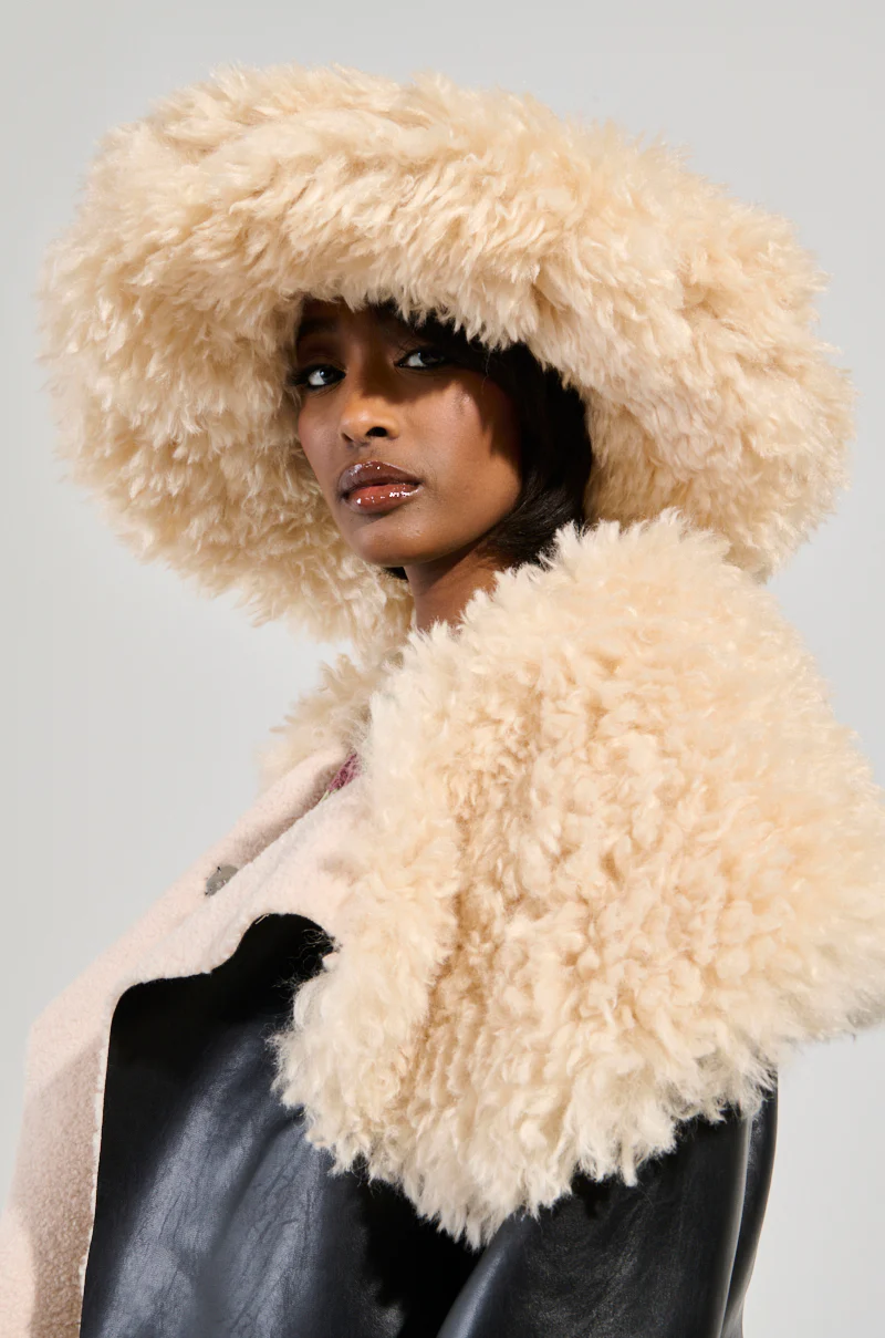 ULTIMATE FLUFF BUCKET HAT - Image 2