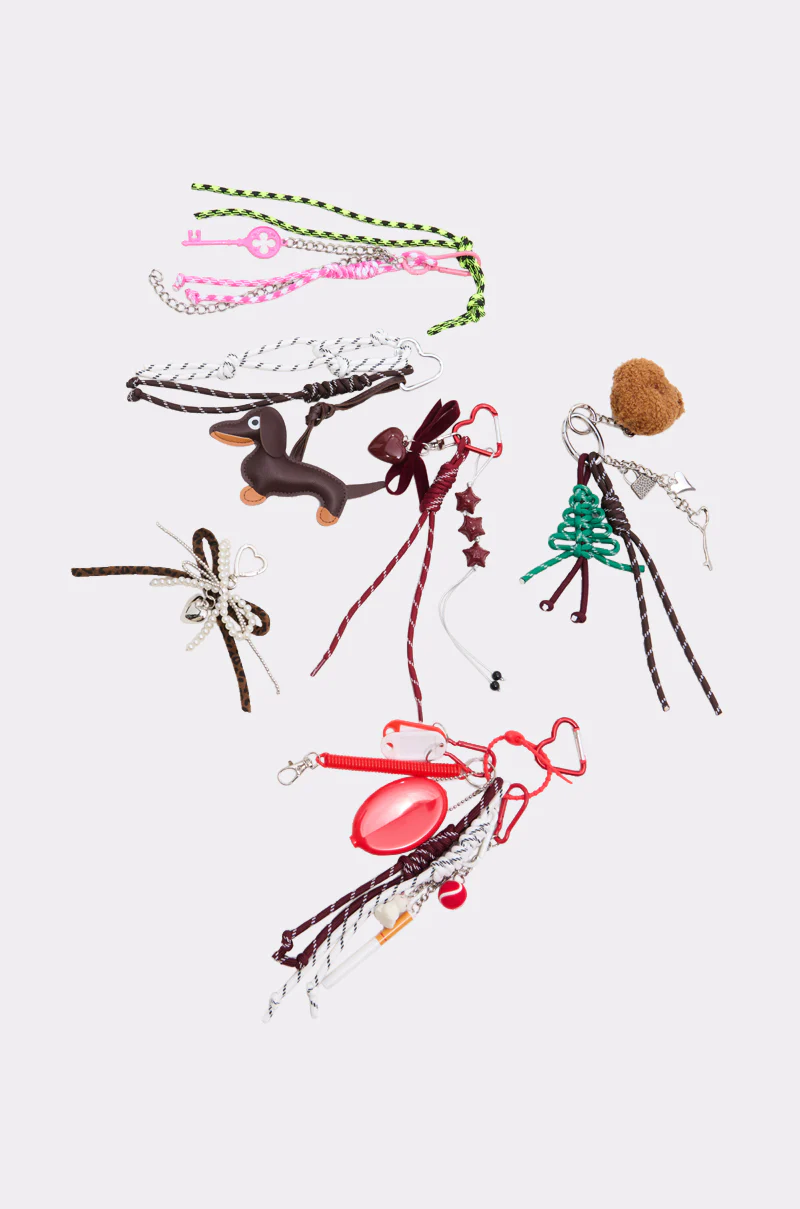 ULTIMATE KEYCHAIN SET - Image 2