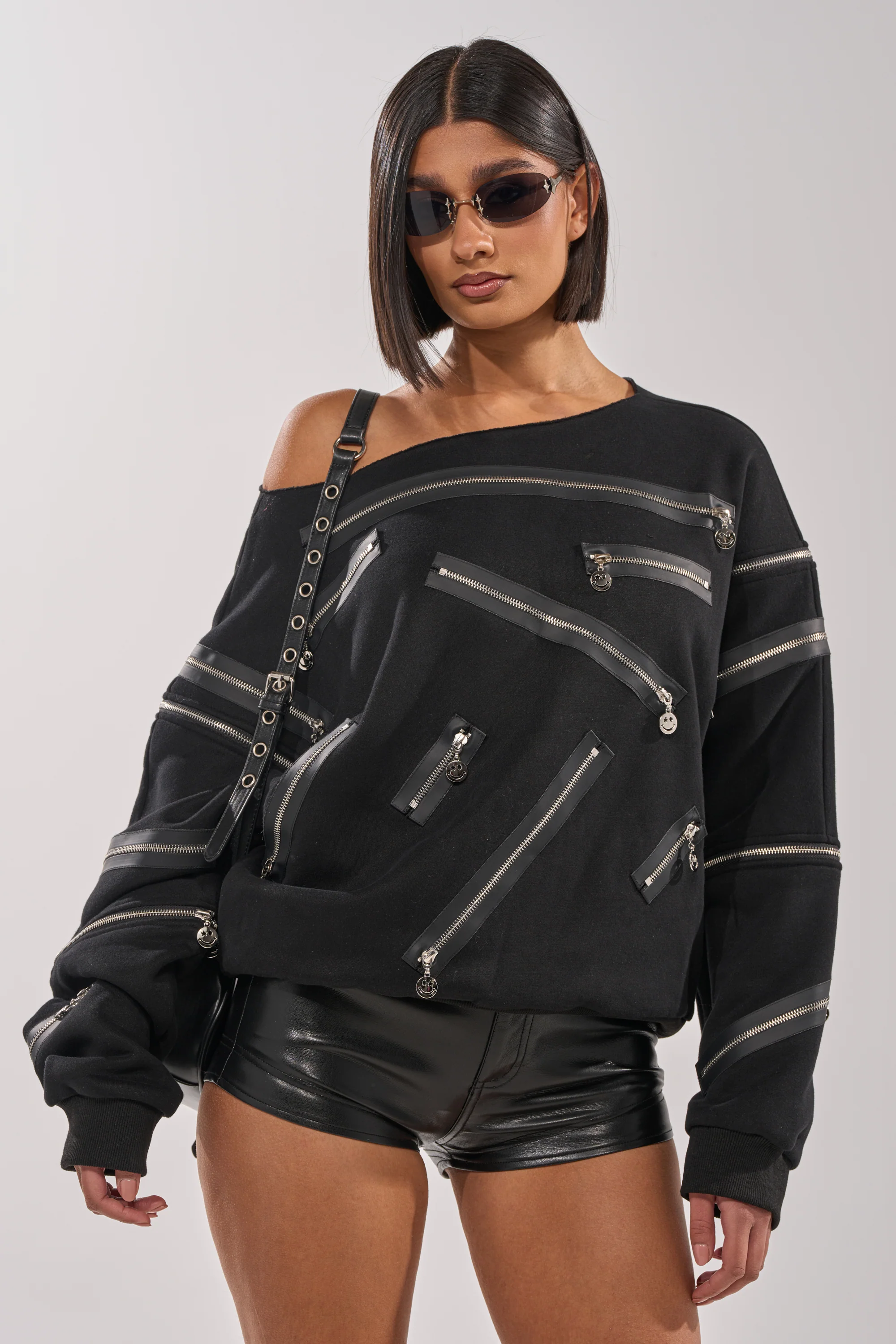 UN-ZIP ME OFF THE SHOULDER SWEATSHIRT - Image 3