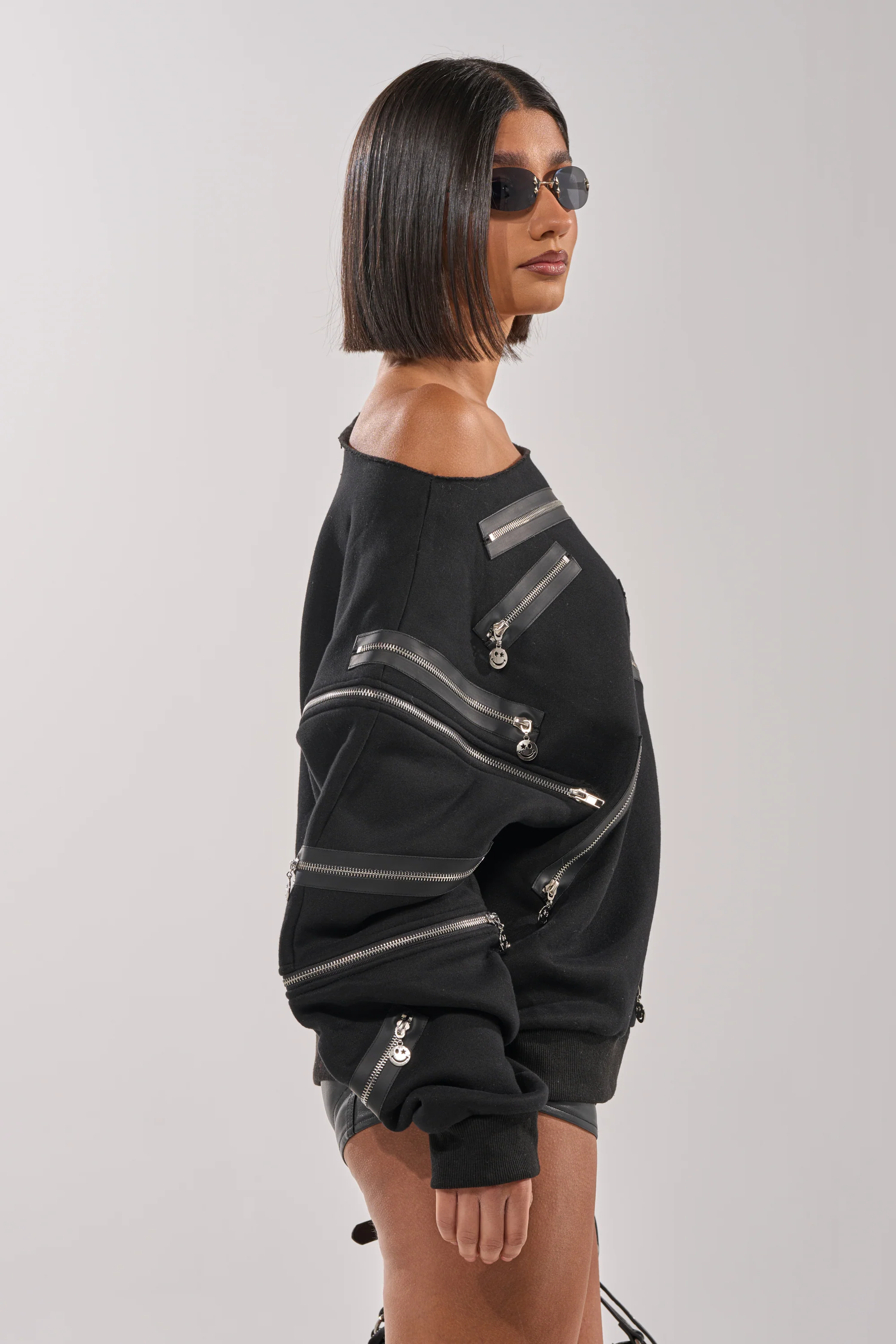 UN-ZIP ME OFF THE SHOULDER SWEATSHIRT - Image 7