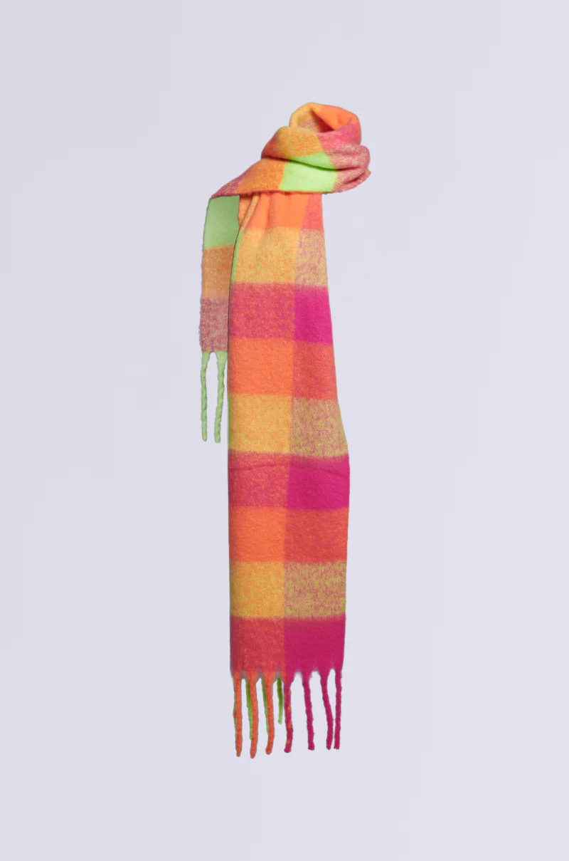 UNDER THE SUN PLAID SCARF - Image 4