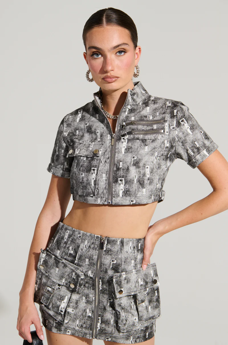 UNREAL ZIP UP TOP - Image 2