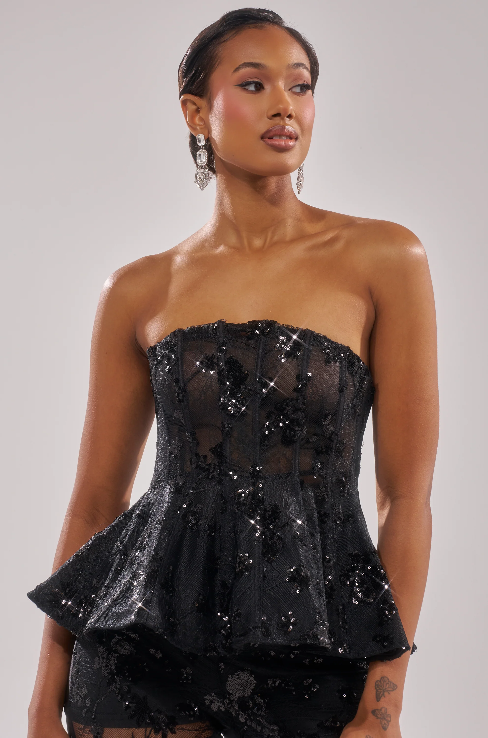 UP NEXT LACE CORSET TOP