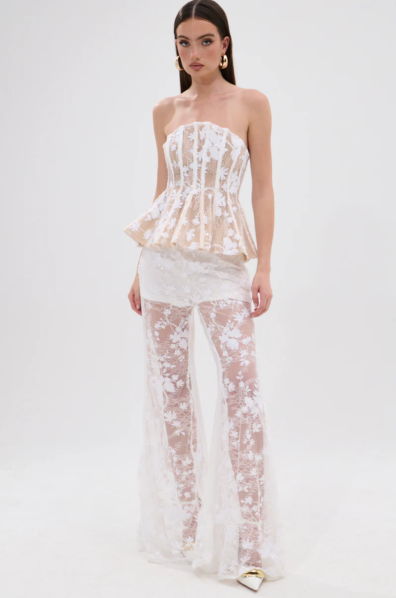 UP NEXT LACE PANT IN WHITE - Image 6