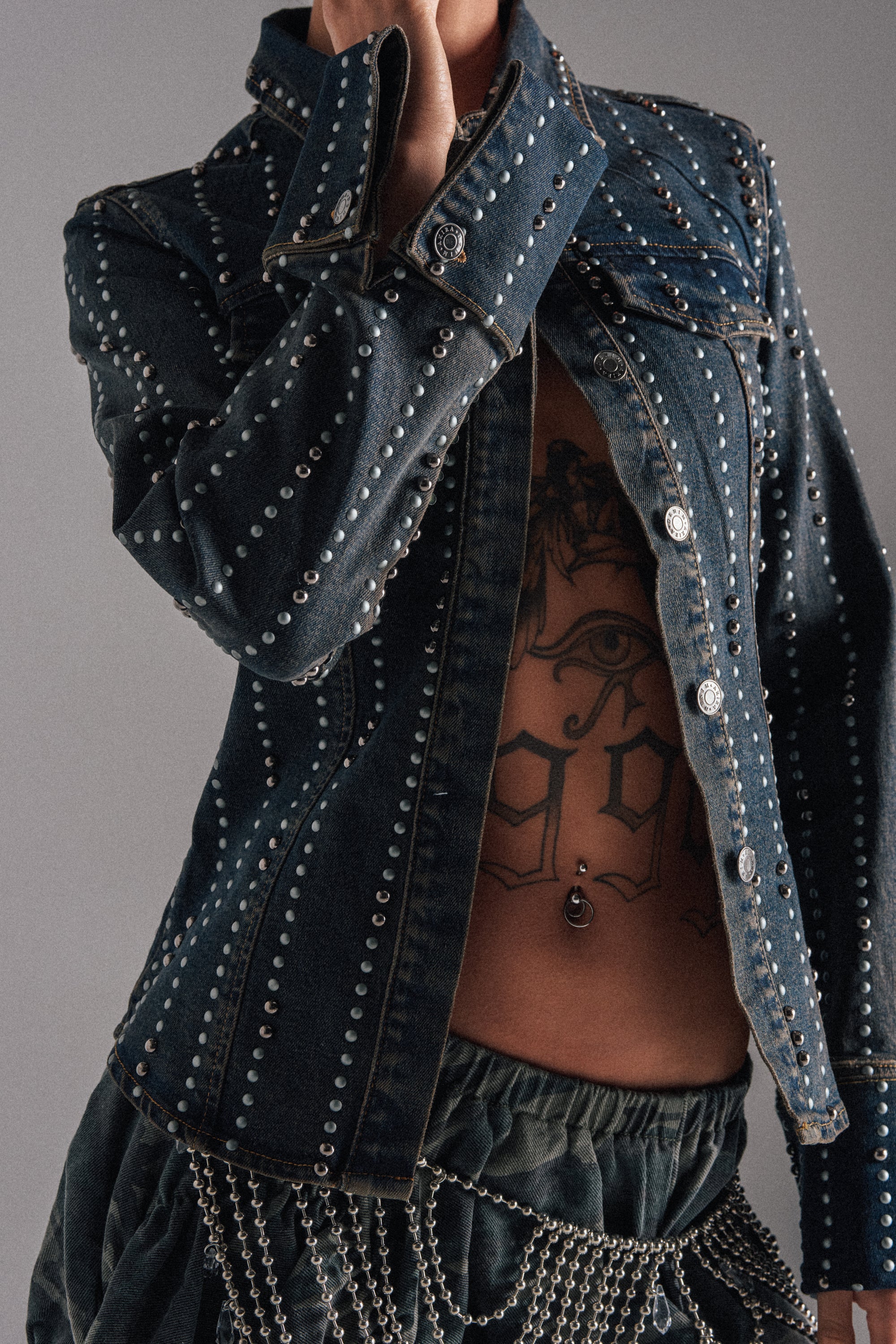 VANJA STUDDED DENIM BUTTON DOWN - Image 2