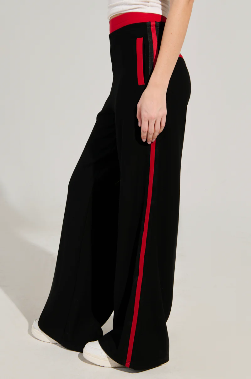 VARSITY LEAGUE STRIPED WOVEN ELASTIC TROUSER IN BLACK RED - Image 2