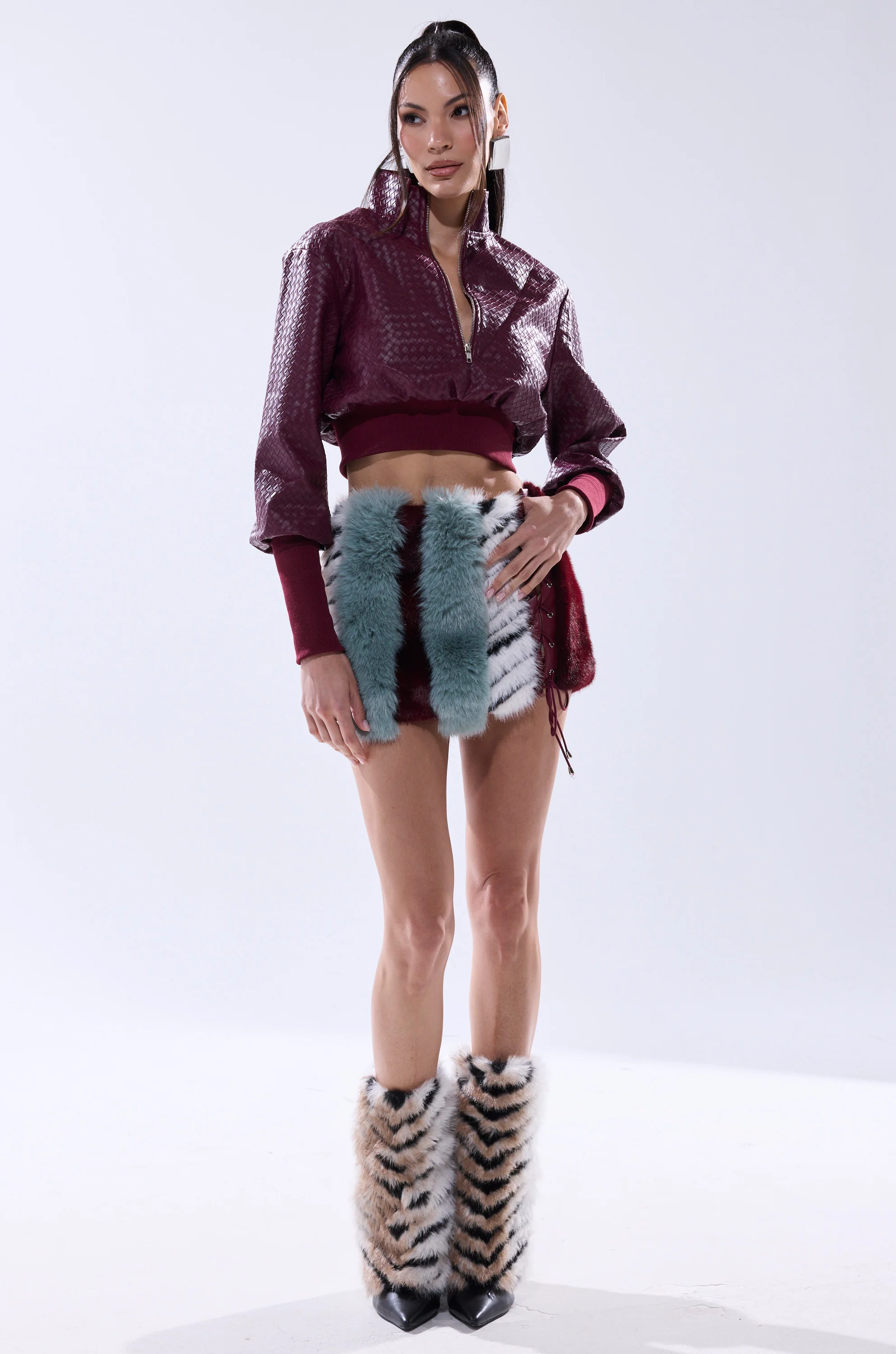VENETTA FAUX LEATHER QUARTER ZIP SWEATSHIRT - Image 12