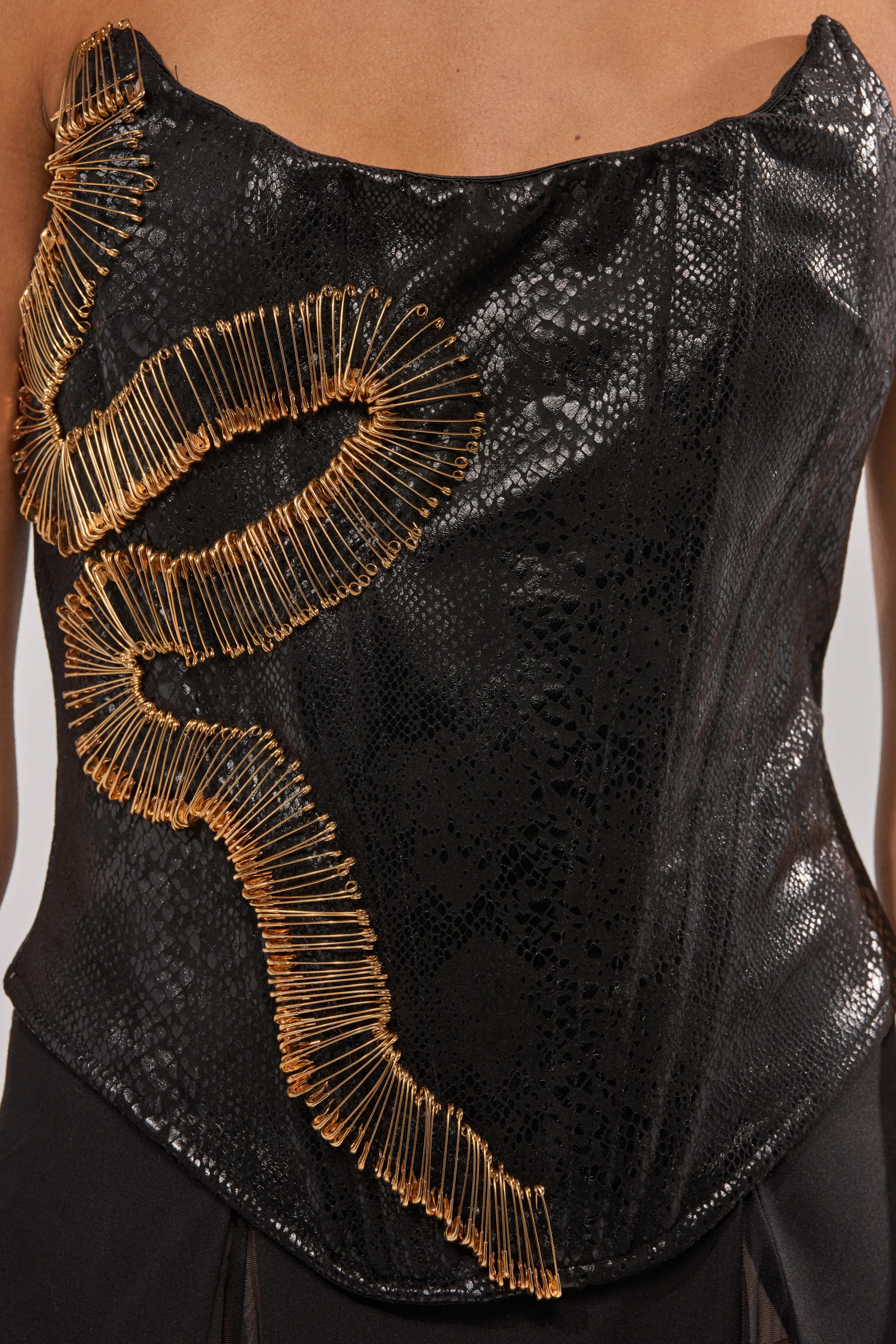 VENOMOUS EMBELLISHED PU CORSET - Image 9