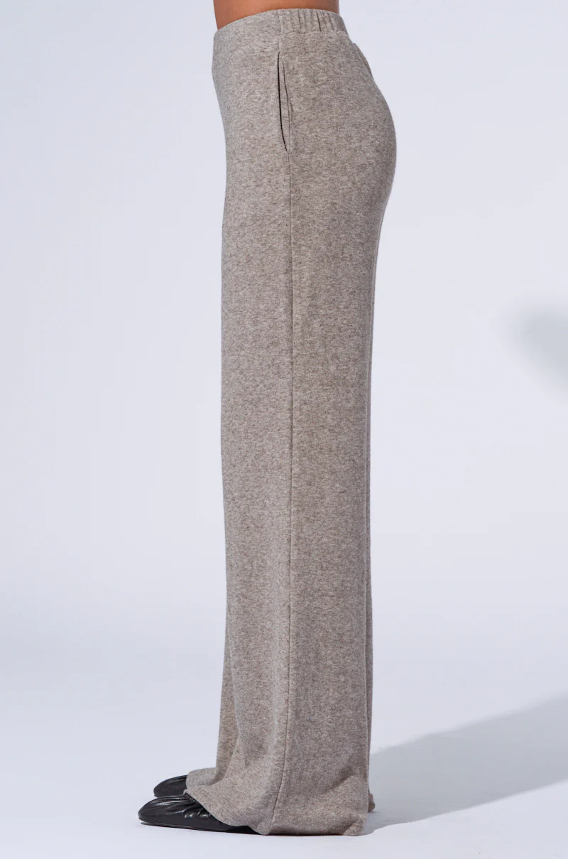 VIBE OUT FLARE LEG KNIT PANT IN GREY - Image 5