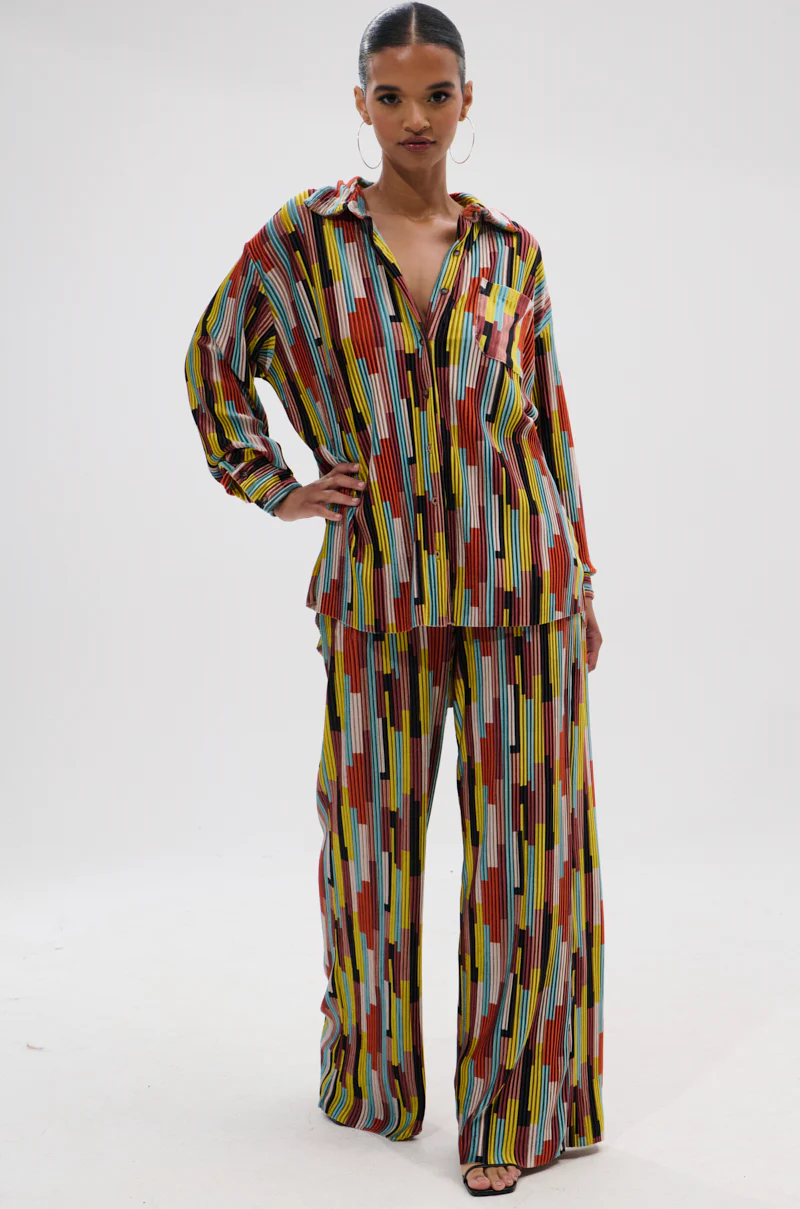 VIBES FEEL GOOD VELVET COLOR BLOCKED BUTTON DOWN - Image 6