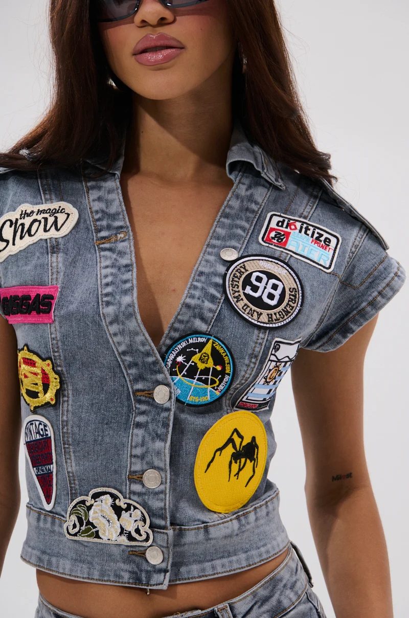 VINTAGE DENIM BLOUSE WITH PATCHES - Image 8