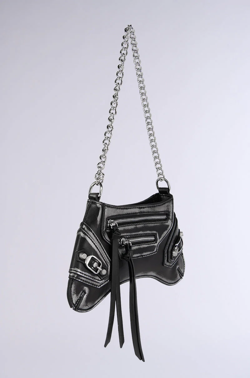 VINTAGE VIBES DISTRESSED PURSE - Image 2