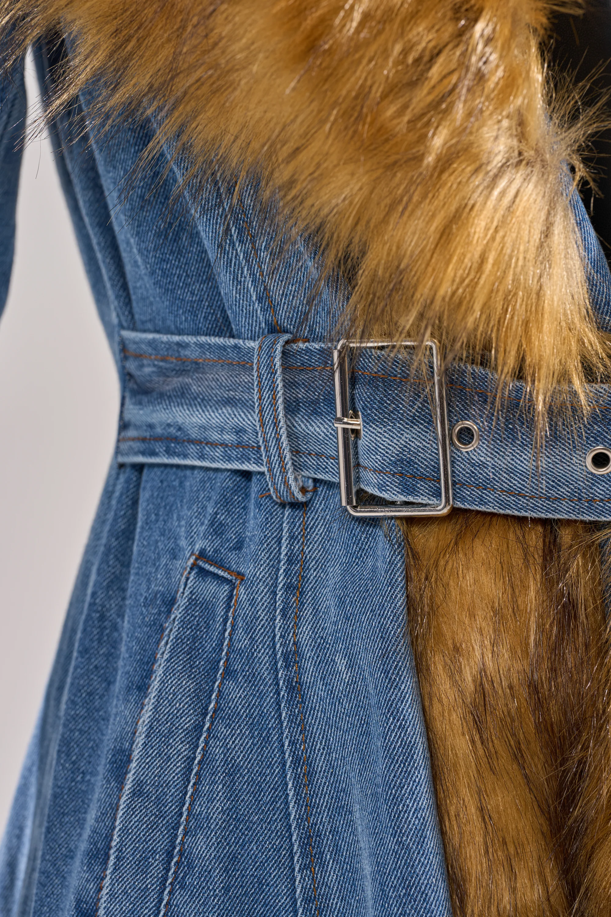 VIVIAN FUR TRIM TRENCH IN DENIM - Image 11