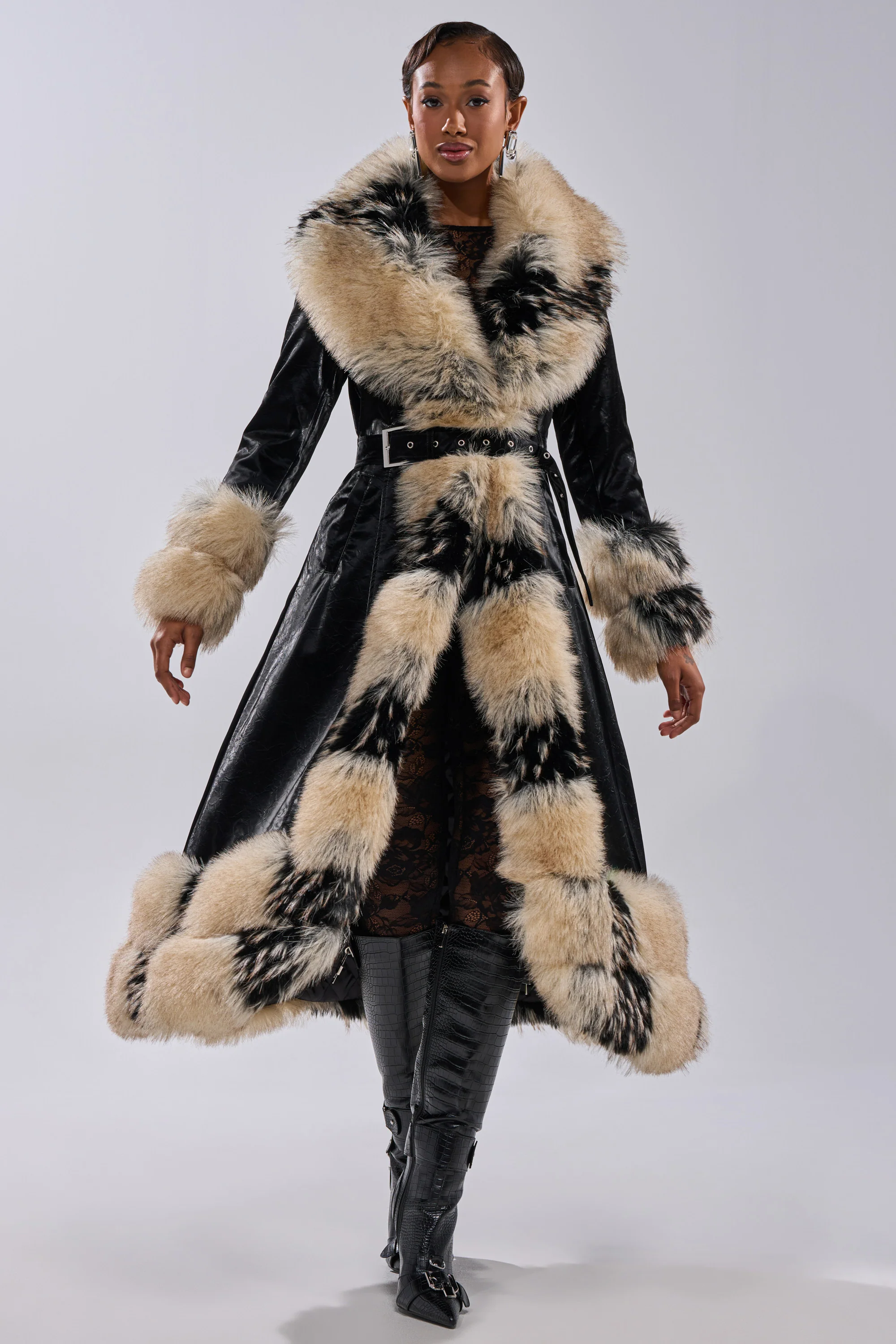 VIVIAN FUR TRIM TRENCH IN LIQUID VELVET - Image 15