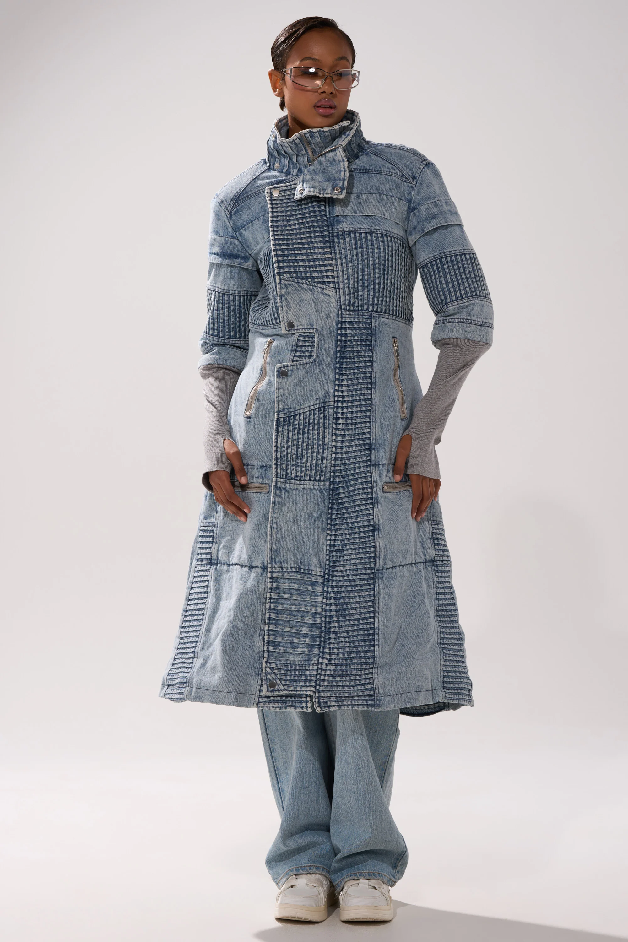 VORTEX DENIM TRENCH COAT IN BLUE - Image 3