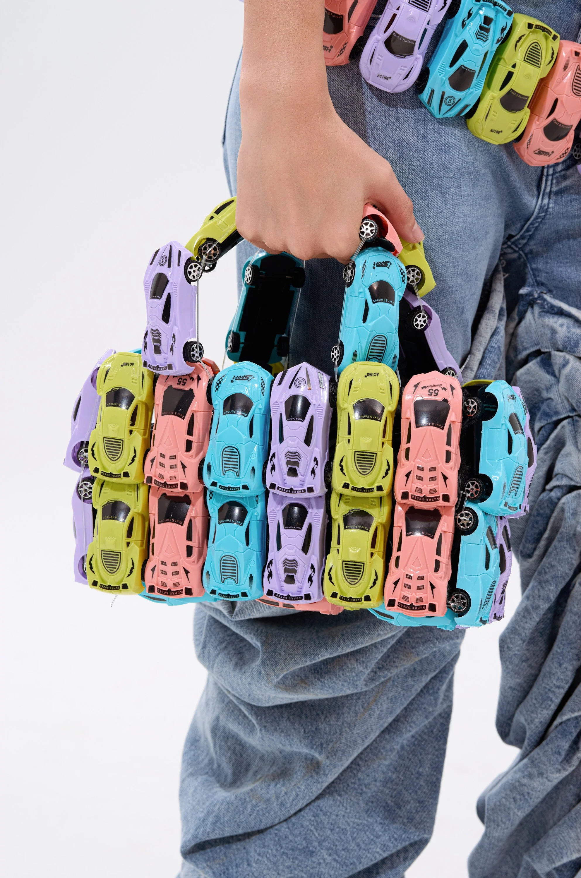 VROOM CAR PURSE - Image 2