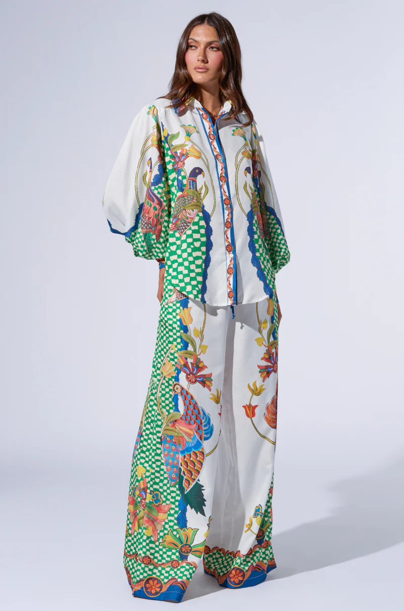 WALK THIS WAY PRINTED TOP - Image 6