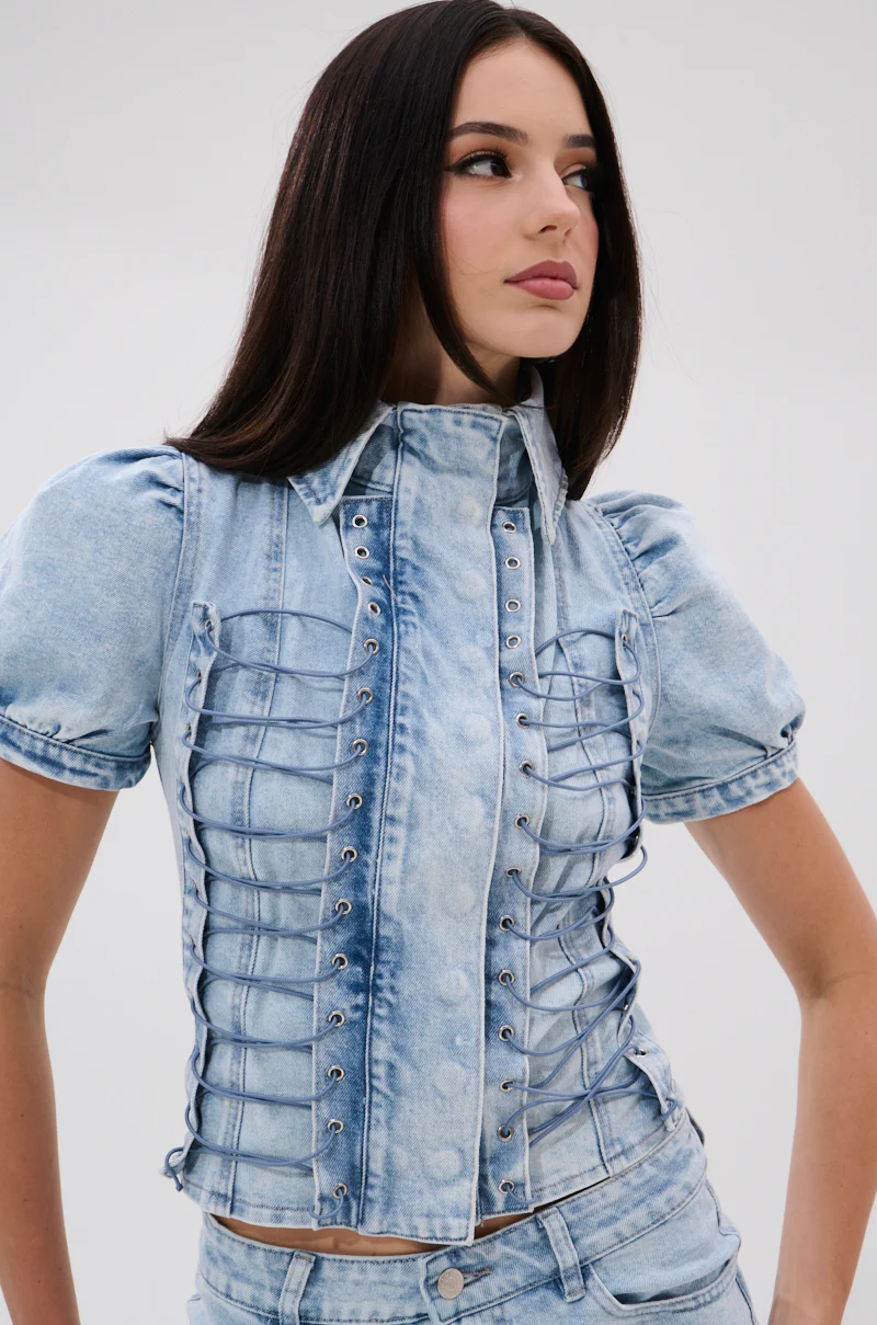 WAYS TO GO TIE DENIM BLOUSE - Image 2