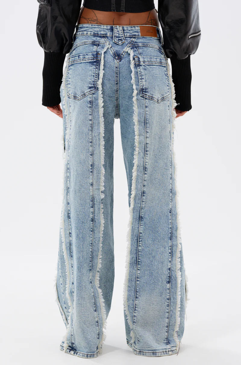 WHO KNOWS DISTRESSED WIDE LEG DENIM - Image 4