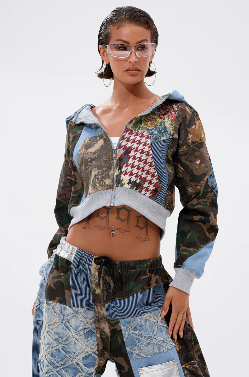WILD AND FREE ZIP UP SWEATSHIRT - Image 2