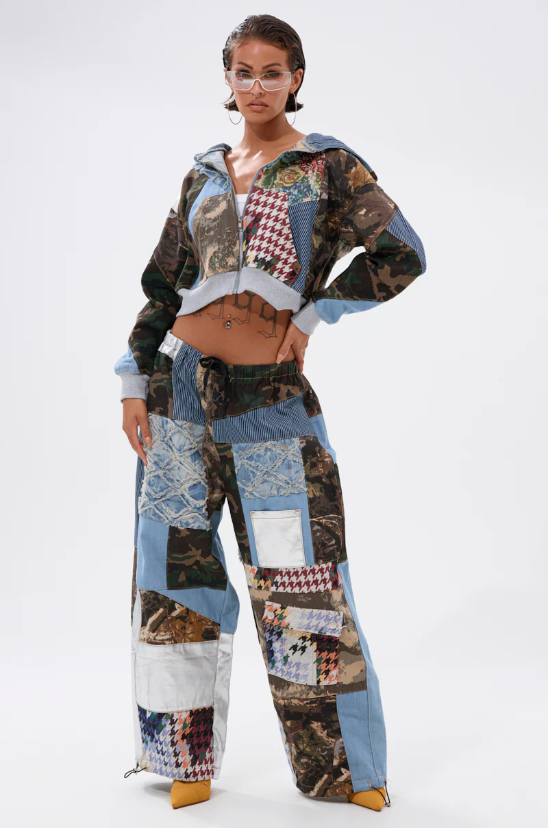 WILD AND FREE ZIP UP SWEATSHIRT - Image 7