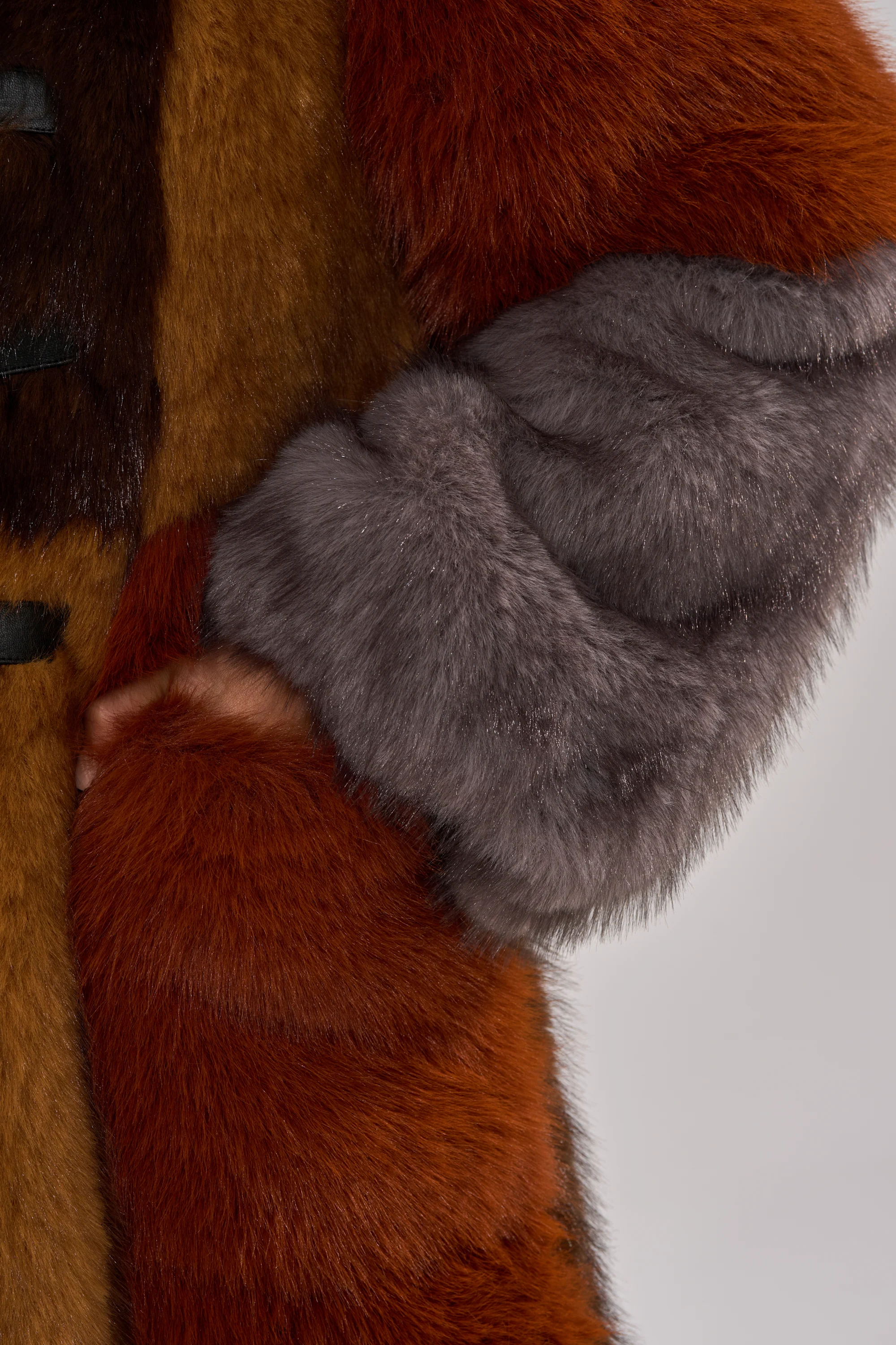 WILD CARD PATCHWORK FAUX FUR - Image 9
